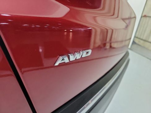 Certified 2024 Cadillac XT5 Premium Luxury image 8