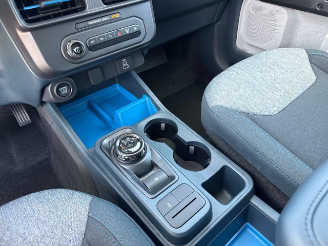 New 2026 Ford Maverick XLT w/ XLT Luxury Package FWD image 26
