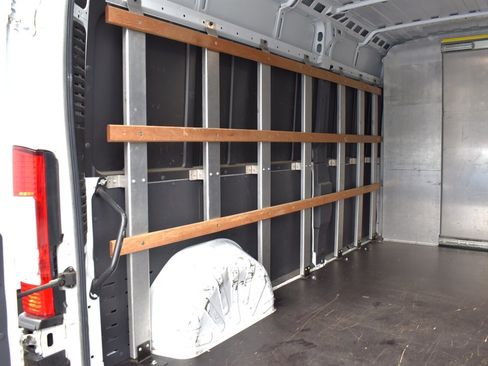 Used 2022 RAM ProMaster 2500 w/ Interior LED Lighting Group image 17