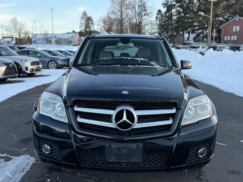 Used 2010 Mercedes-Benz GLK 350 4MATIC image 2