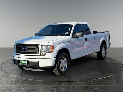 Used 2014 Ford F150 STX w/ Trailer Tow Package RWD image 3