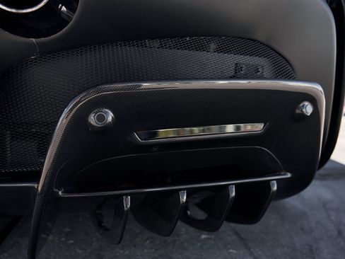 Used 2022 Ferrari SF90 Stradale image 31