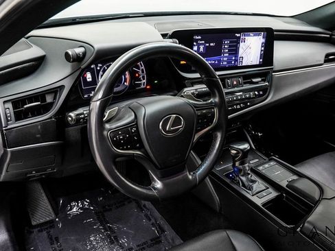 Used 2022 Lexus ES 350 w/ Premium Package image 15