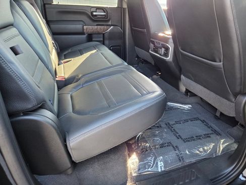 Used 2022 GMC Sierra 3500 Denali w/ Denali Ultimate Package AWD/4WD image 20