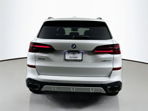 Certified 2026 BMW X5 sDrive40i w/ M Sport Package RWD image 5