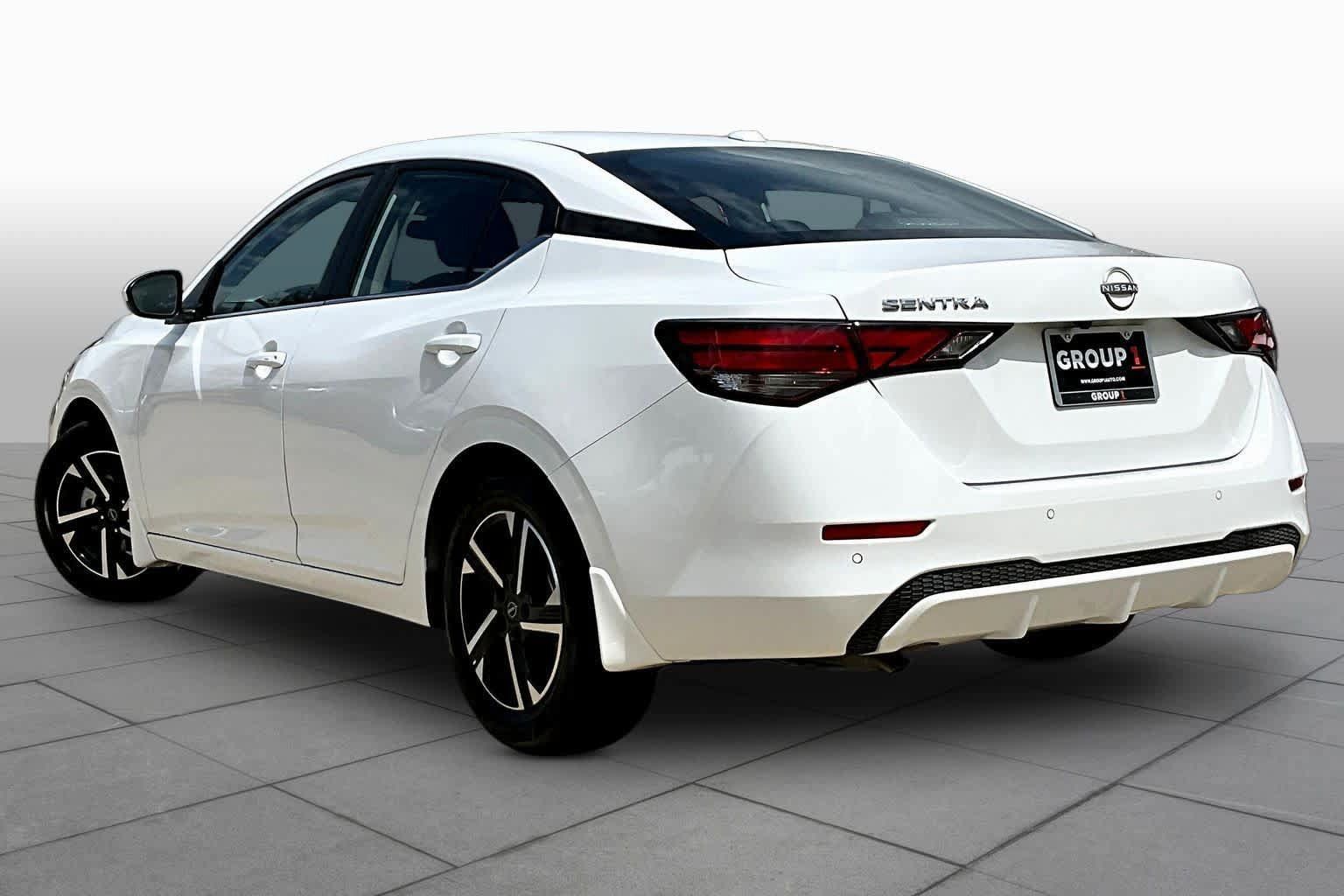 Used 2025 Nissan Sentra SV w/ Trunk Package FWD image 11