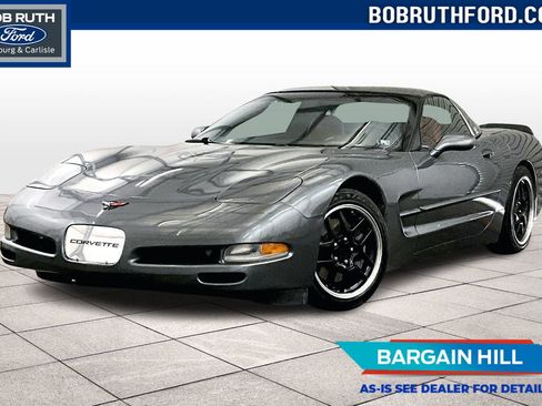 Used 2004 Chevrolet Corvette Coupe w/ Preferred Equipment Group image 1