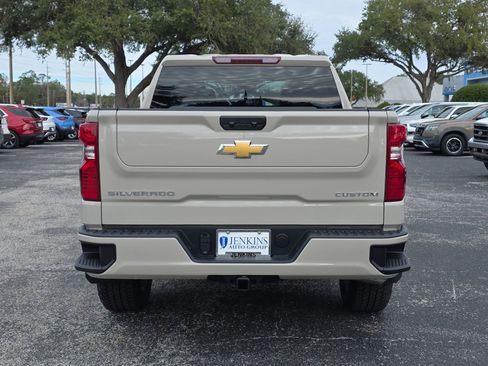New 2026 Chevrolet Silverado 1500 Custom image 4