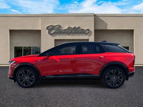 Certified 2025 Cadillac Optiq Sport 2 image 6