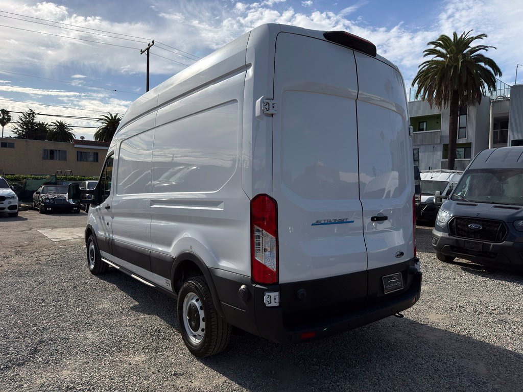 Used 2022 Ford E-Transit 148 High Roof w/ Load Area Protection Package RWD image 9