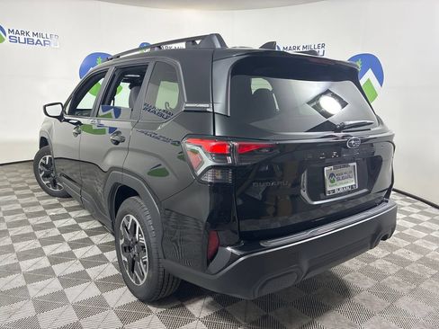 Used 2026 Subaru Forester Premium AWD/4WD image 8