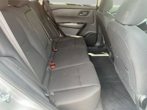 Used 2024 Nissan Rogue S AWD/4WD image 14