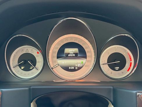 Used 2015 Mercedes-Benz GLK 250 GLK 250 BlueTEC AWD 4MATIC 4dr image 24