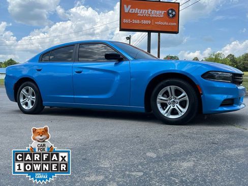 Used 2023 Dodge Charger SXT w/ Cold Weather Package RWD image 1