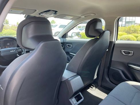Certified 2025 Kia K4 FWD image 25