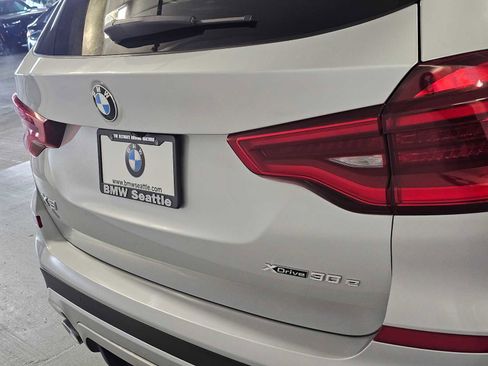 Used 2021 BMW X3 xDrive30e w/ Premium Package image 7
