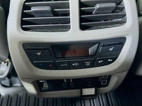 Used 2021 Honda Pilot Touring image 34