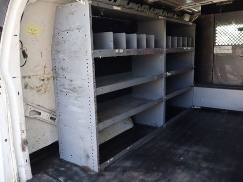 Used 2016 Chevrolet Express 2500 image 16