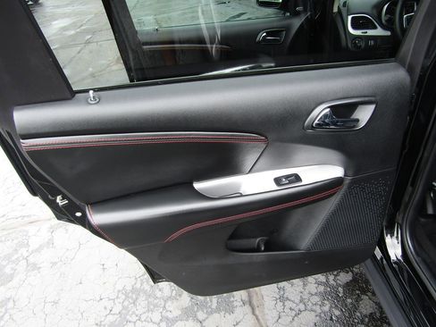 Used 2018 Dodge Journey GT image 27