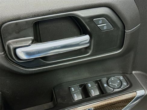 Used 2019 Chevrolet Silverado 1500 LT Trail Boss image 19