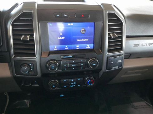 Used 2021 Ford F550 XLT 4WD Crew Cab 203 WB 84 C image 15