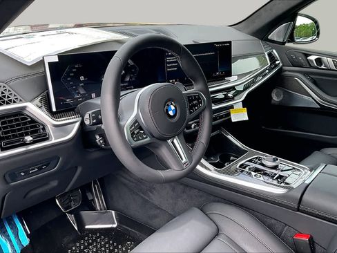 Used 2026 BMW X5 M60i AWD/4WD image 9