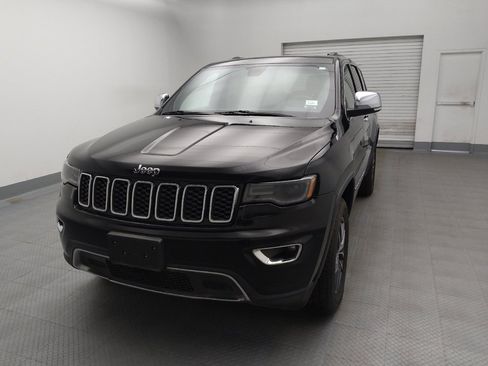 Used 2018 Jeep Grand Cherokee Limited w/ Luxury Group II AWD/4WD image 15