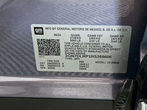 Used 2024 Chevrolet Equinox EV LT image 12