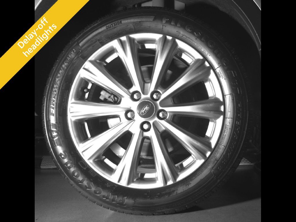 Used 2018 Ford Escape Titanium w/ Ford Safe & Smart Package AWD/4WD image 12