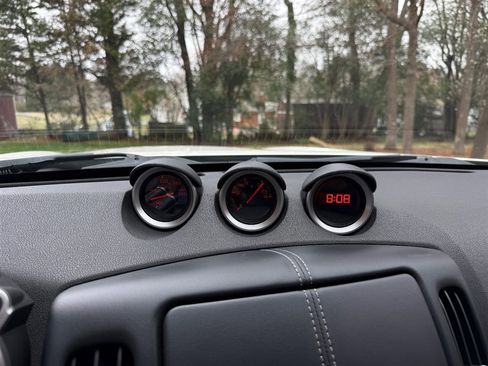 Used 2020 Nissan 370Z Coupe image 45