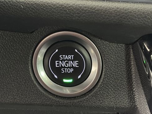 Used 2024 Chevrolet Traverse Z71 w/ Enhanced Driving Package image 28