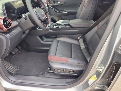New 2026 Chevrolet Equinox RS w/ Convenience Package III AWD/4WD image 12