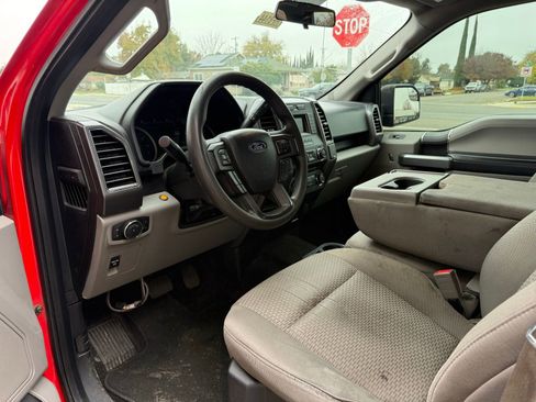 Used 2018 Ford F150 XLT image 5