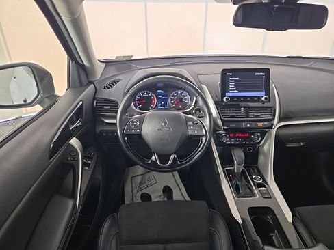 Used 2024 Mitsubishi Eclipse Cross SE AWD/4WD image 12