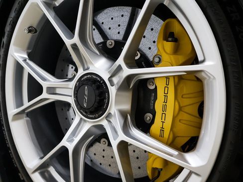 Used 2022 Porsche 911 GT3 RWD image 69