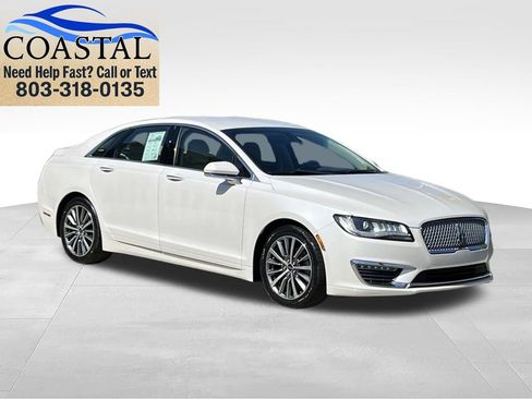 Used 2020 Lincoln MKZ w/ Convenience Package FWD image 3