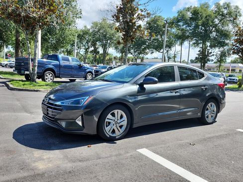 Used 2020 Hyundai Elantra SEL FWD image 1