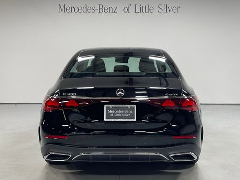 Used 2026 Mercedes-Benz E 350 4MATIC Sedan image 4