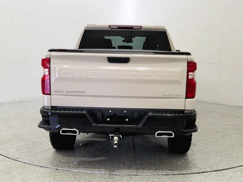 Used 2026 Chevrolet Silverado 1500 Custom Trail Boss AWD/4WD image 6