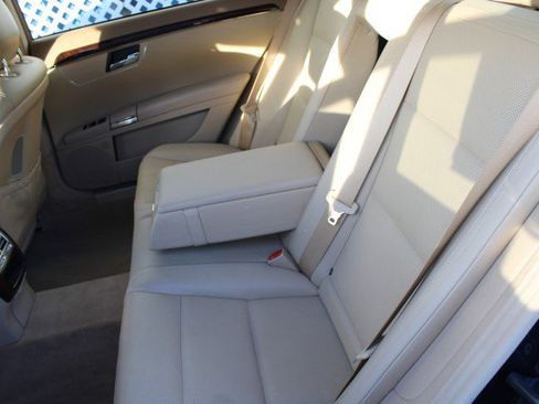 Used 2013 Mercedes-Benz S 550 4MATIC image 20