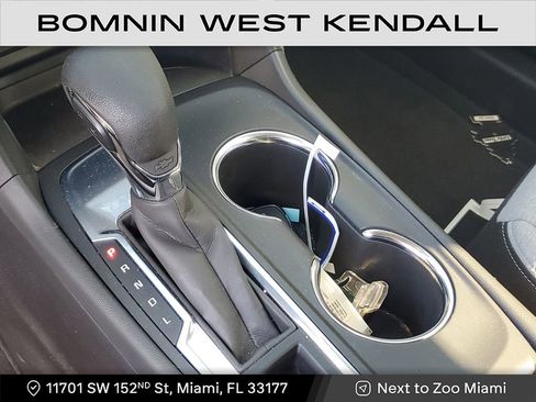 Used 2023 Chevrolet Equinox LS image 27