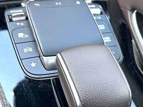 Certified 2021 Mercedes-Benz GLE 350 4MATIC image 22