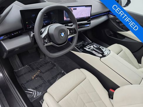 Certified 2024 BMW 530i w/ Premium Package RWD image 10