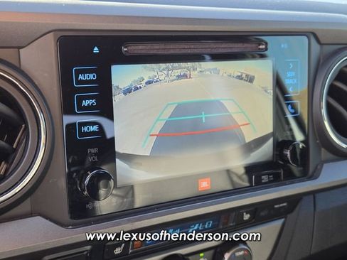 Used 2019 Toyota Tacoma TRD Off-Road AWD/4WD image 28