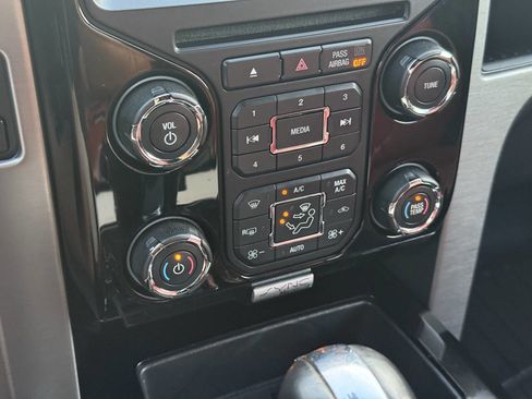 Used 2013 Ford F150 Limited AWD/4WD image 33