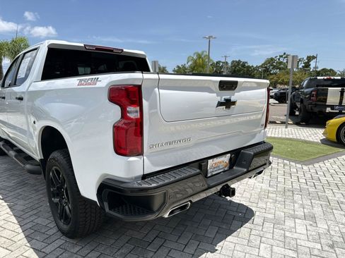 Used 2026 Chevrolet Silverado 1500 LT Trail Boss w/ LT Trail Boss Premium Package AWD/4WD image 9