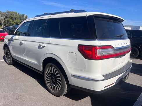 Used 2021 Lincoln Navigator Black Label w/ Cargo Convenience Package AWD/4WD image 3