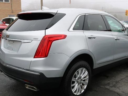 Used 2017 Cadillac XT5 FWD image 8
