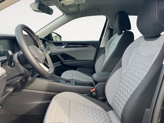 Certified 2025 Volkswagen Tiguan S AWD/4WD image 9