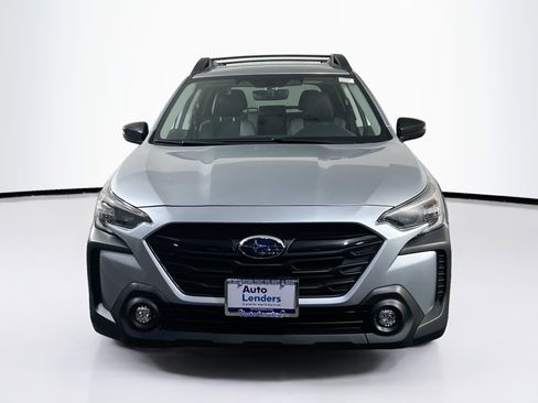 Used 2023 Subaru Outback Onyx Edition image 2